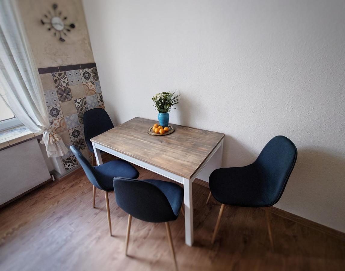 Flat In Neo Country Style Aus Gruenderzeit Bis 6 Person Daire Leipzig Dış mekan fotoğraf