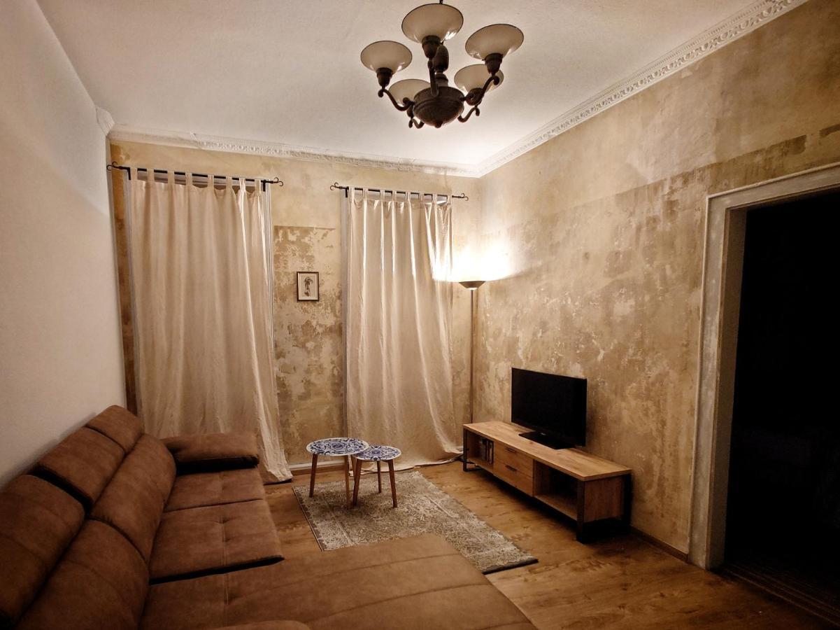 Flat In Neo Country Style Aus Gruenderzeit Bis 6 Person Daire Leipzig Dış mekan fotoğraf